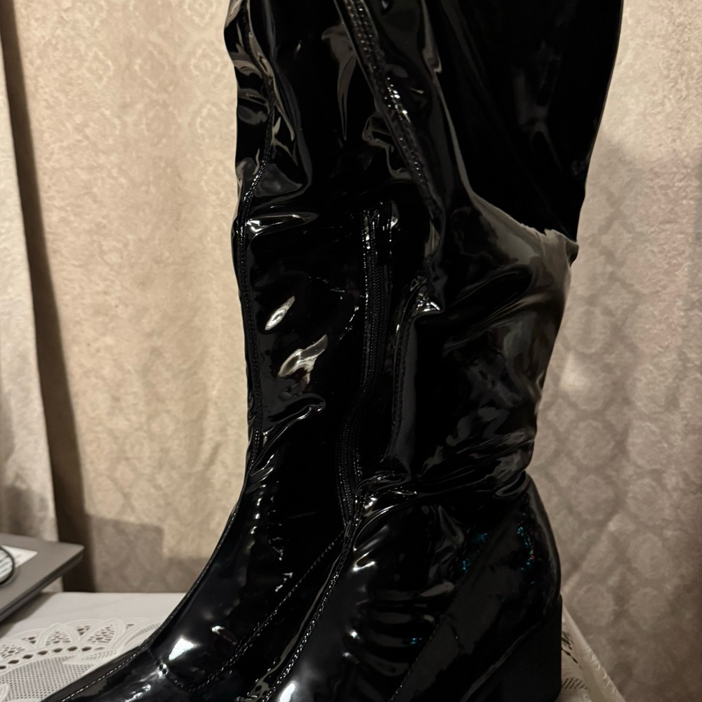 New Black Shiny Boot - image 3